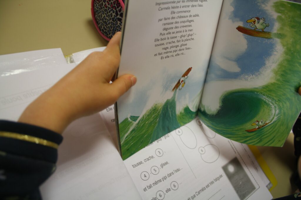 La Petite Poule Qui Voulait Voir La Mer Tapuscrit La petite poule qui voulait voir la mer • ReCreatisse